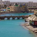 Golden 5 Almas Palace Hotel & Resort