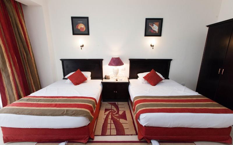 Golden 5 Almas Palace & Hurghada