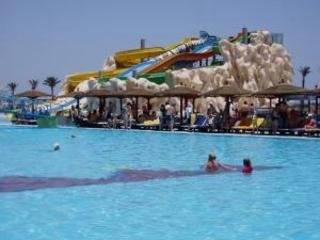 Golden 5 Almas Palace & Hurghada