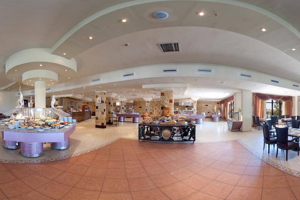 Golden 5 Almas Palace & 5* Hurghada