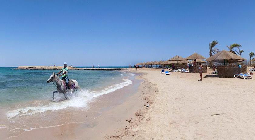 Golden 5 Almas Palace & Resort Hurghada