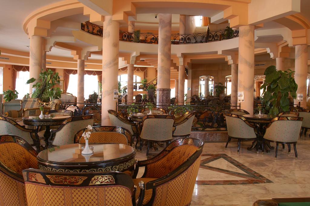 Golden 5 Almas Palace &